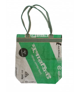 Bolsa de cemento reciclada verde con asa larga