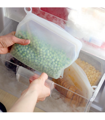 Bolsa de Silicona Reutilizable con guisantes congelada
